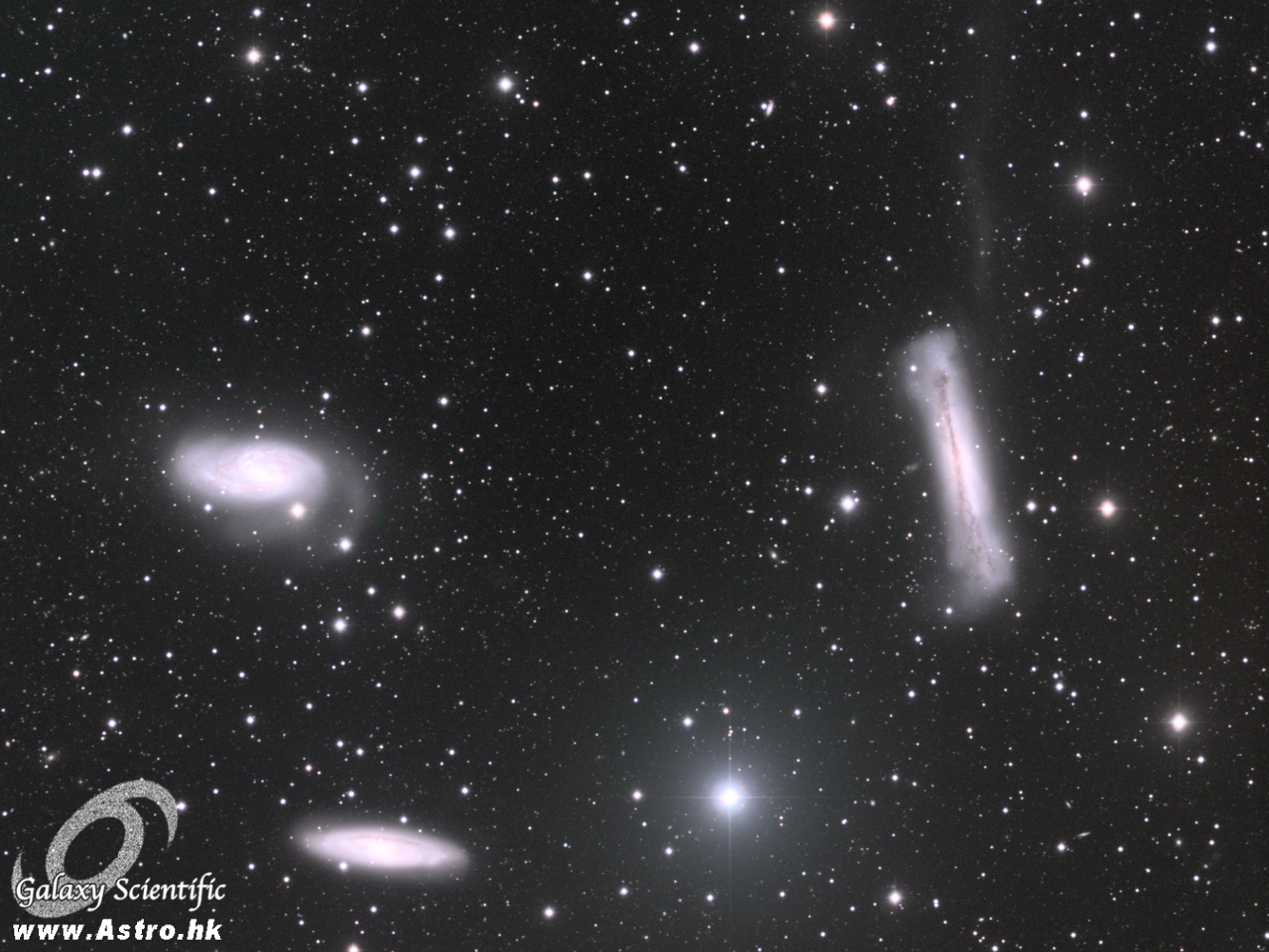 Leo Triplet v1.JPG