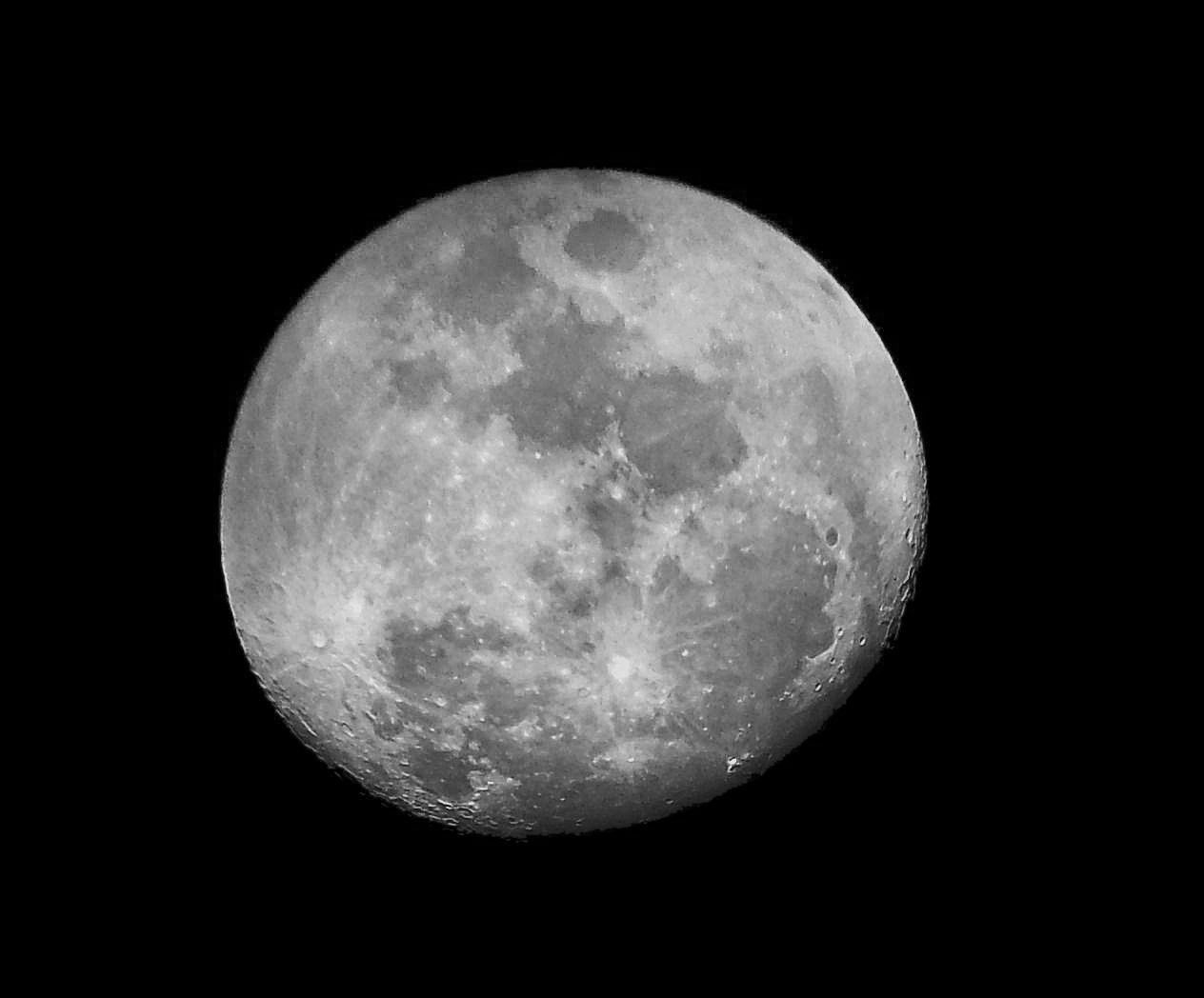 Astromoon2.jpg