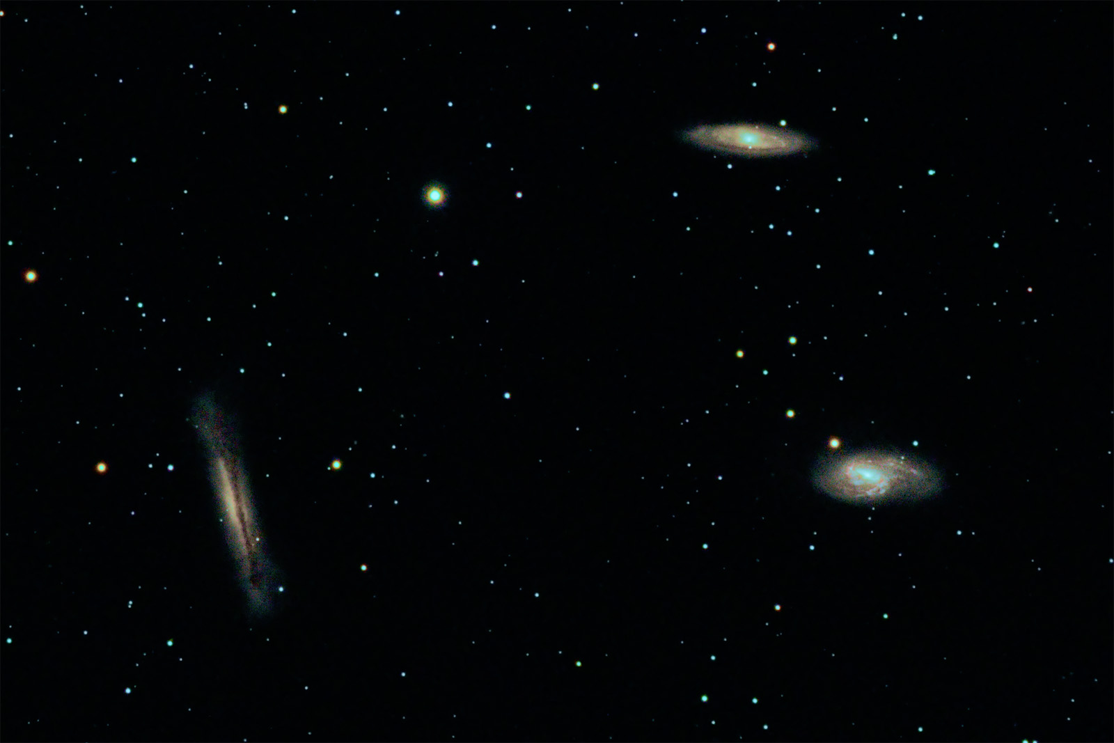 Leo Triplet_ver3_crop_1600.jpg