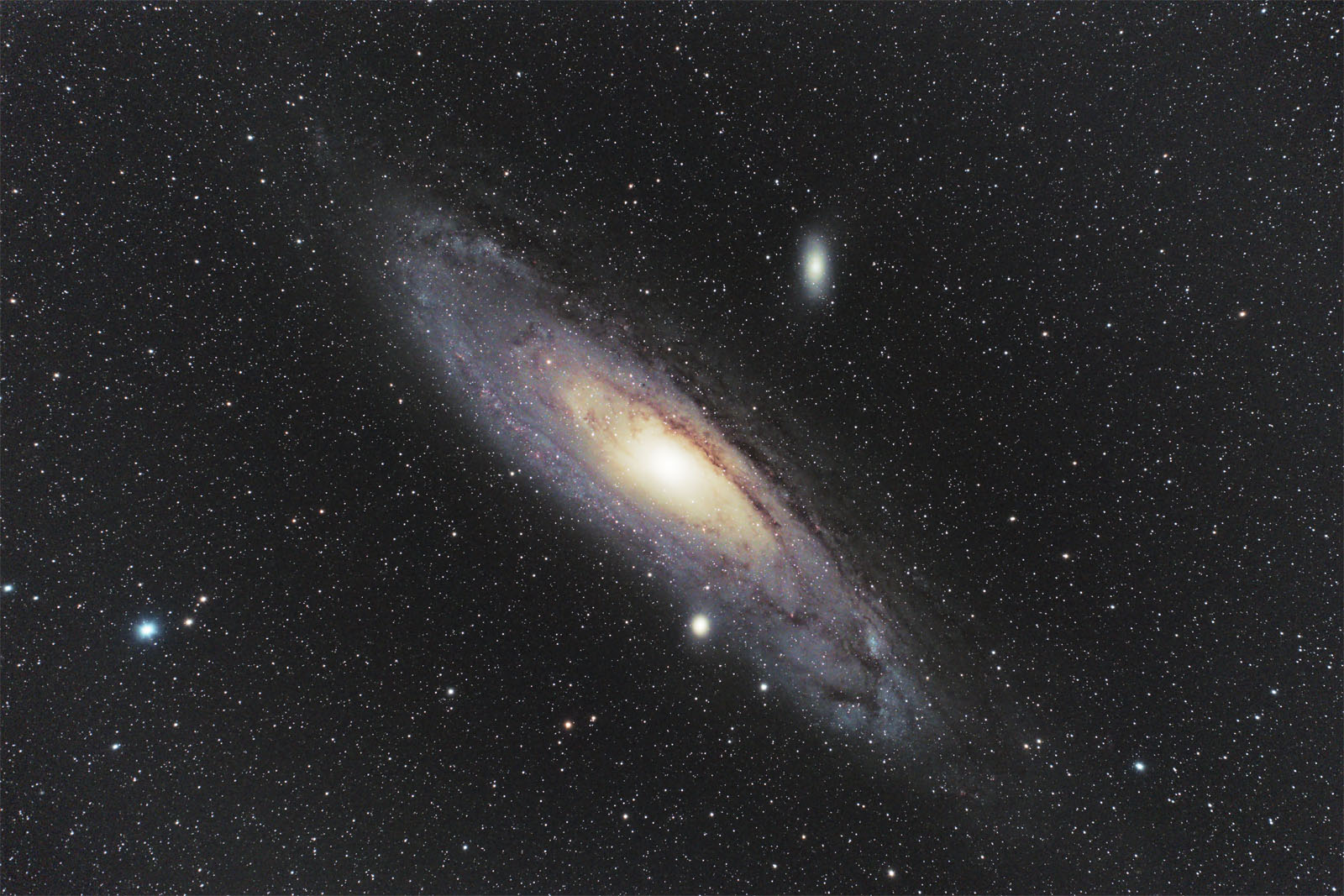 M31_SW 120ED_7704_ISO 1600_3 mins x 15_2_1600_C.jpg