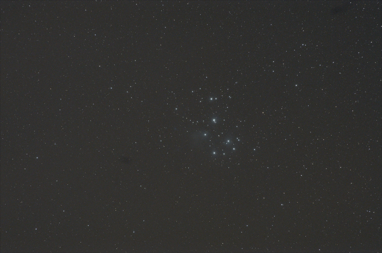 20101113.D300s.七姊妹星.7x120s.Dark.SmallerSize.jpg