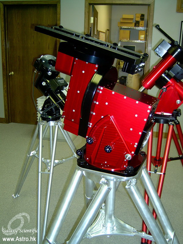 tripods and mounts 004_resize.JPG