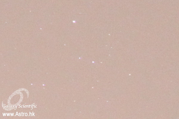 Lower Right of Distagon 25 2.8 F5.6 8sec  ISO6400.JPG