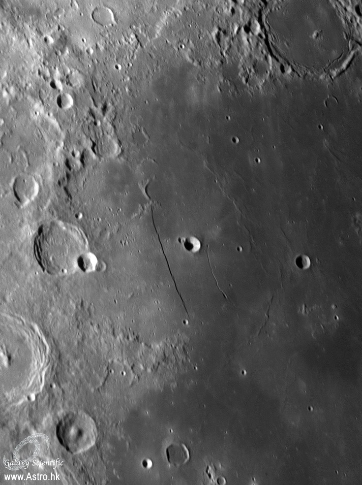 Moon0015 ver4.JPG