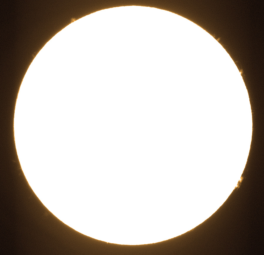 Sun_10-3-2010_prominence01.jpg