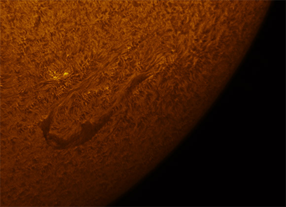 filament-11mar2010.jpg