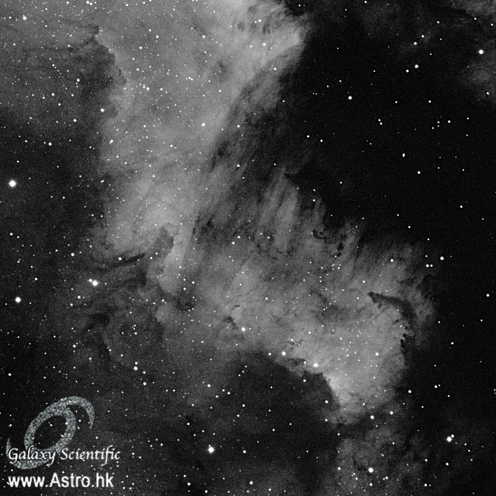 副本NGC7000 OIII 8x1800s ver2 crop.JPG