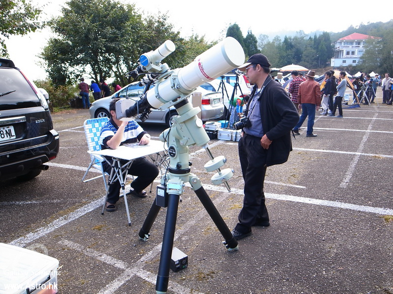 F 04.JPG