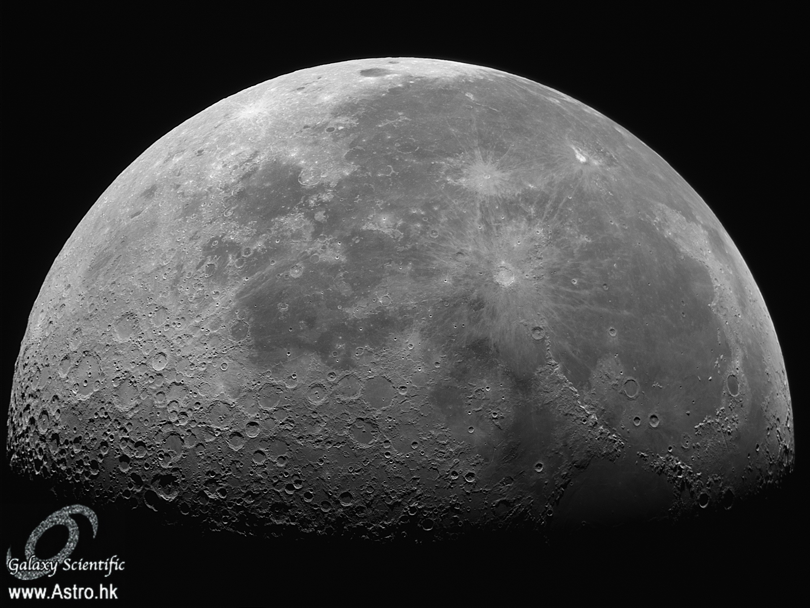 Moon0001v1.JPG