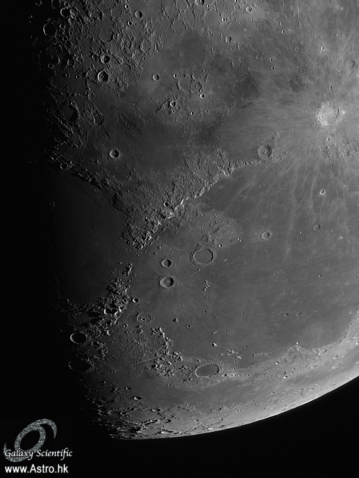 Moon0005 v1.JPG