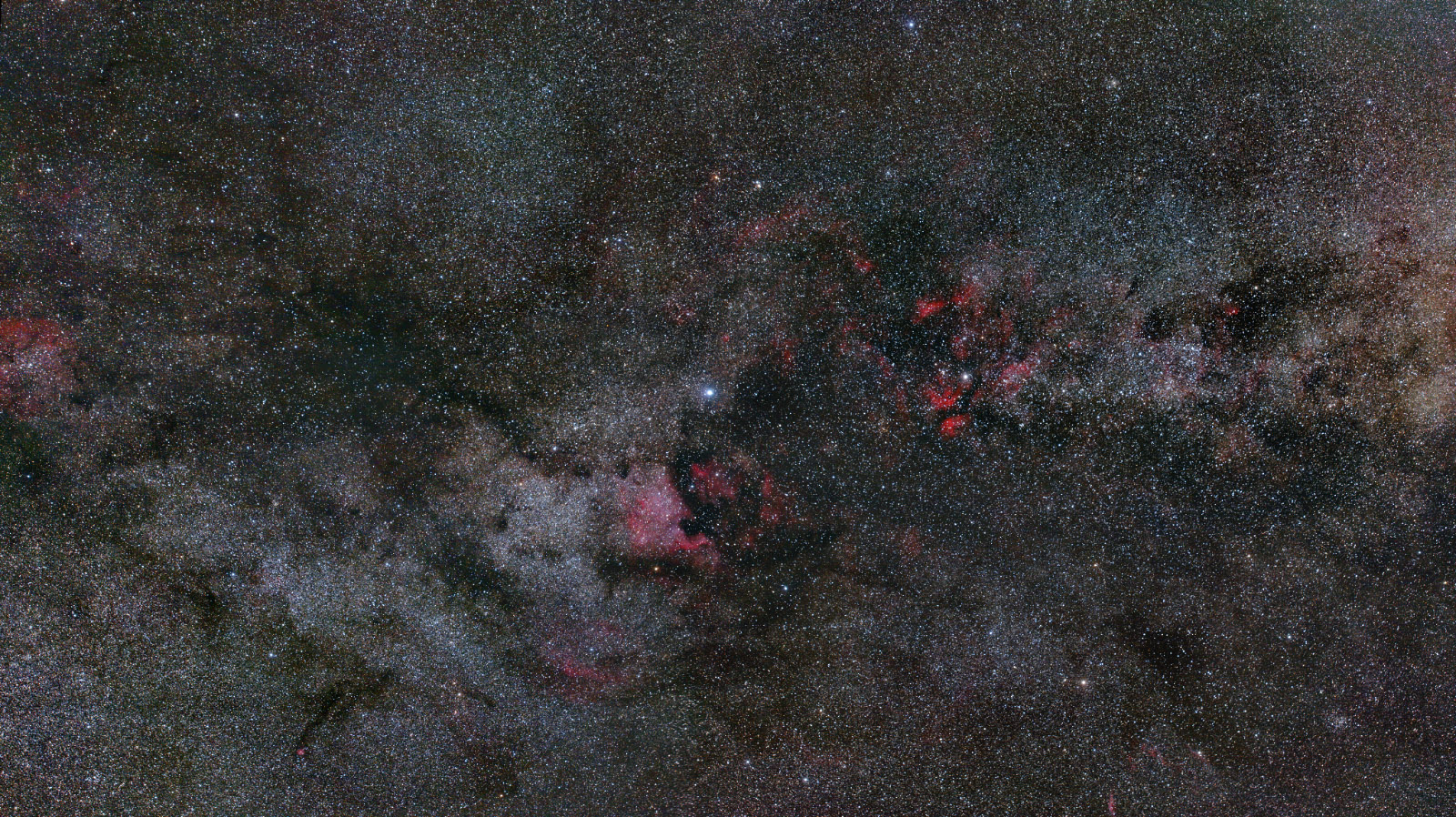 Cygnus Milkyway.jpg